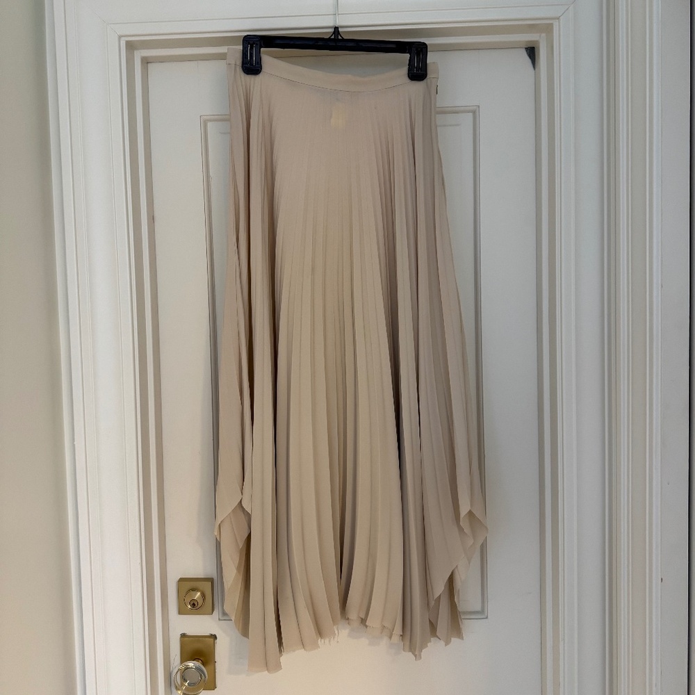 Helmut Lang Ivory Knife Pleat Skirt, Sz 4.